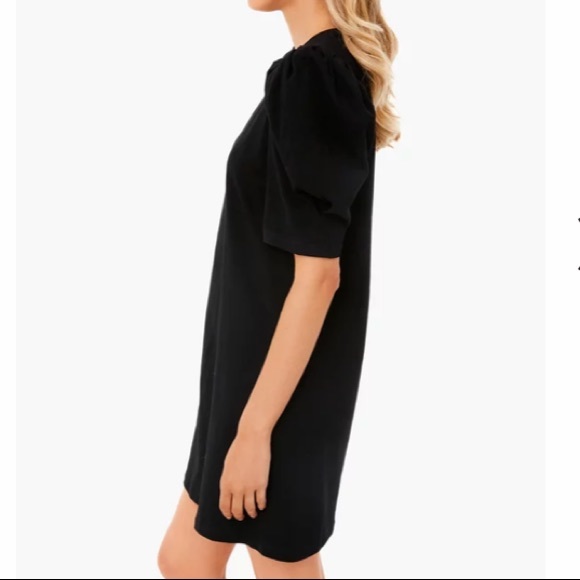 Black Stella Dress
POMANDER PLACE - Picture 3 of 7